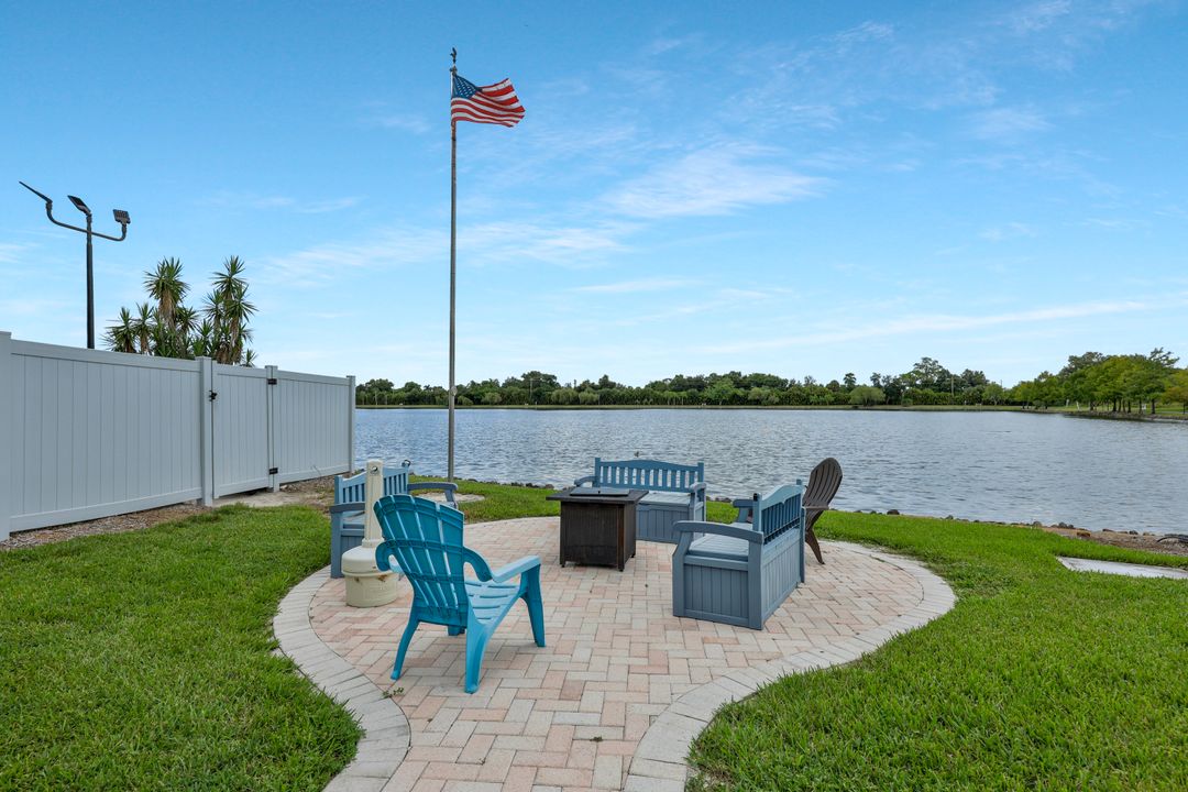 4071 Lakeside Club Blvd #3, Fort Myers, FL 33905
