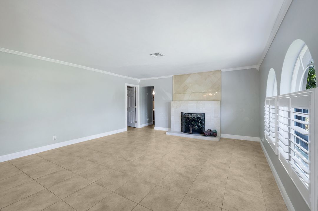 8327 Riviera Ave, Fort Myers, FL 33919