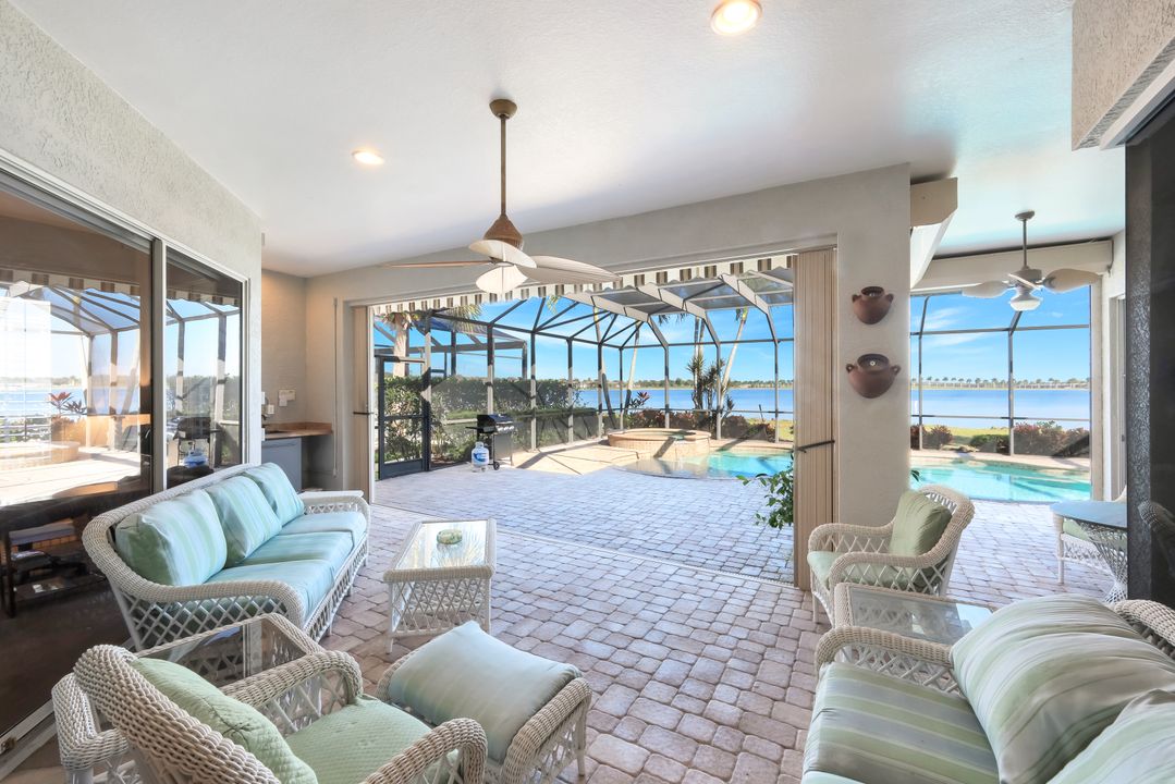 8765 Hideaway Harbor Ct, Naples, FL 34120