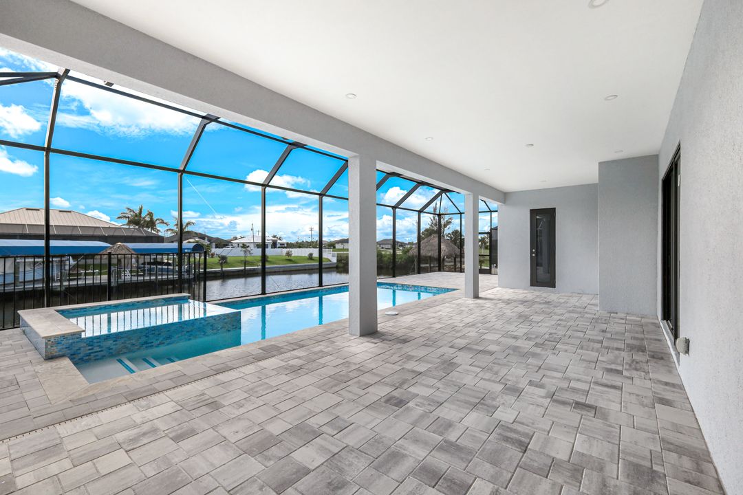 1613 NW 39th Ave, Cape Coral, FL 33993