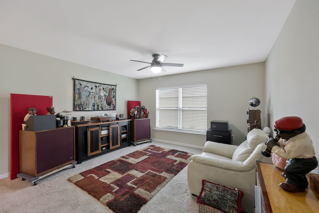 12111 Mahogany Cove St, Fort Myers, FL 33913