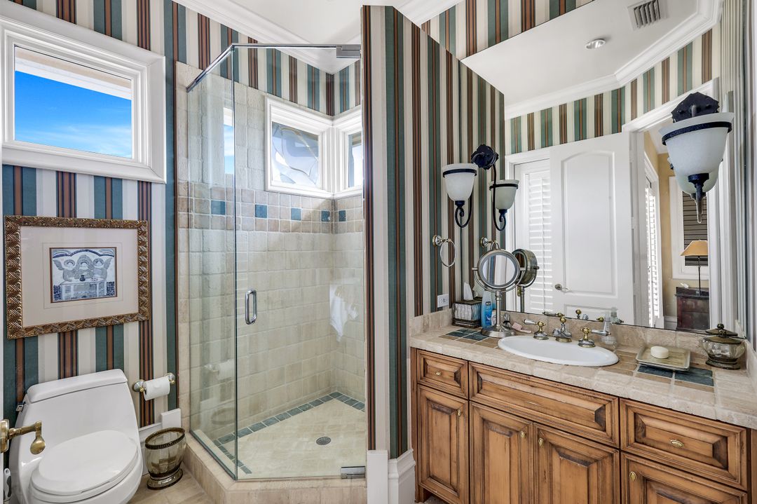 490 Renard Ct, Marco Island, FL 34145