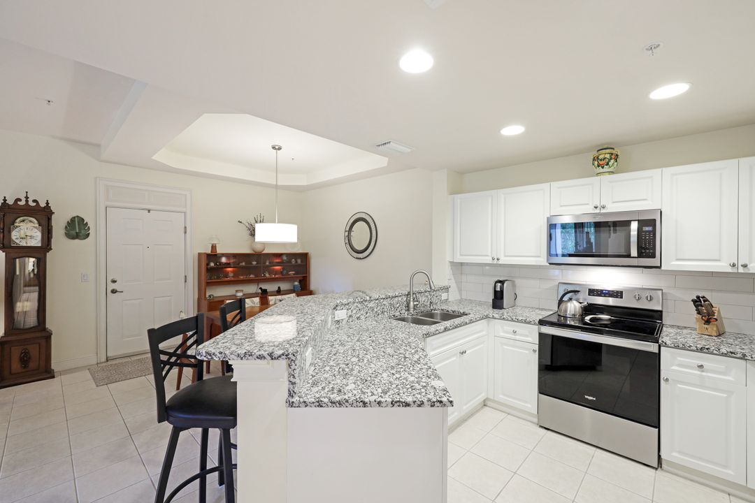 3953 Pomodoro Cir #104, Cape Coral, FL 33909