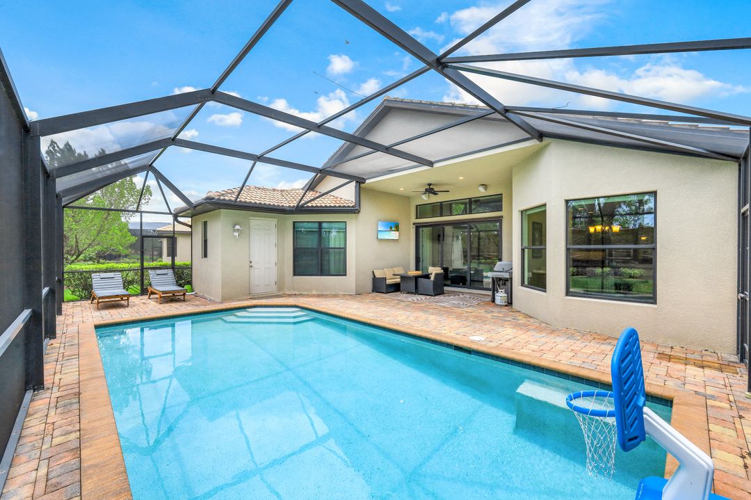 23432 Sanabria Loop, Bonita Springs, FL 34135