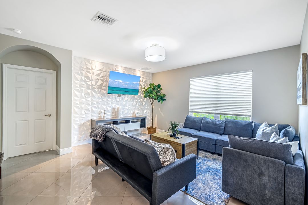 8349 Butternut Rd, Fort Myers, FL 33967