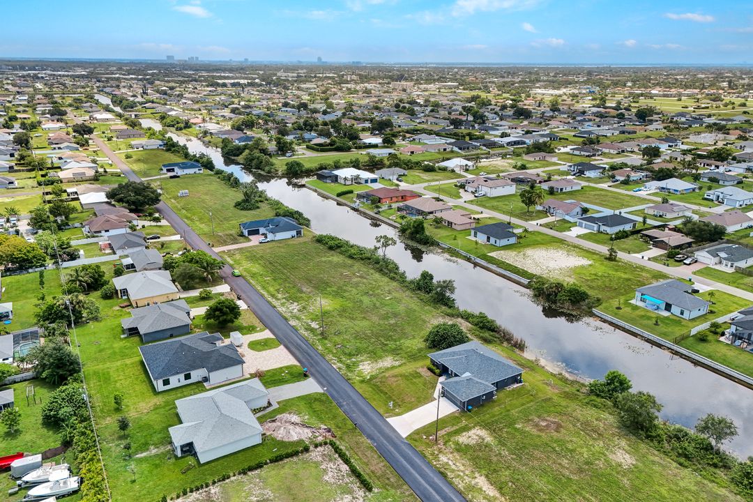 918 NE 12th St, Cape Coral, FL 33909