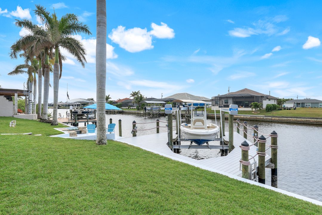 1016 NW 36th Ave, Cape Coral, FL 33993
