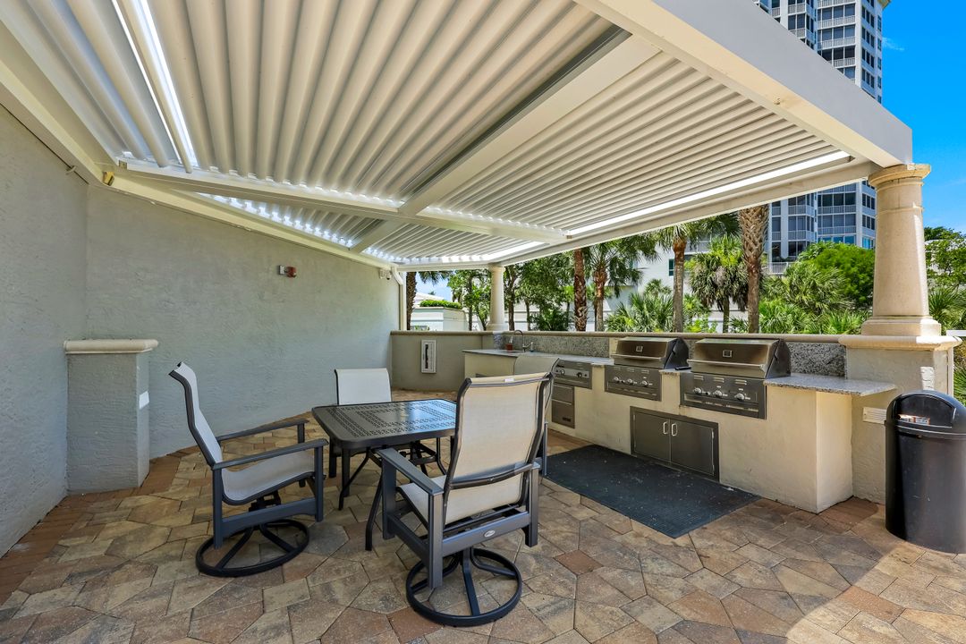 275 Indies Way #503, Naples, FL 34110