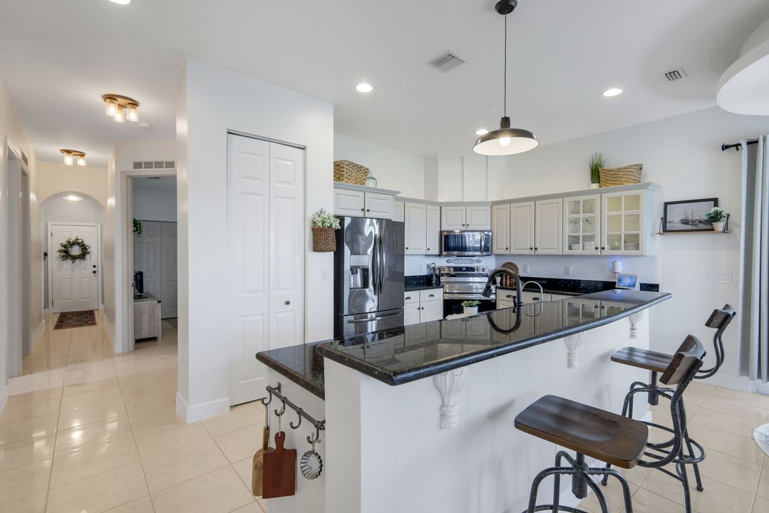 1130 NW 14th Terrace, Cape Coral, FL 33993