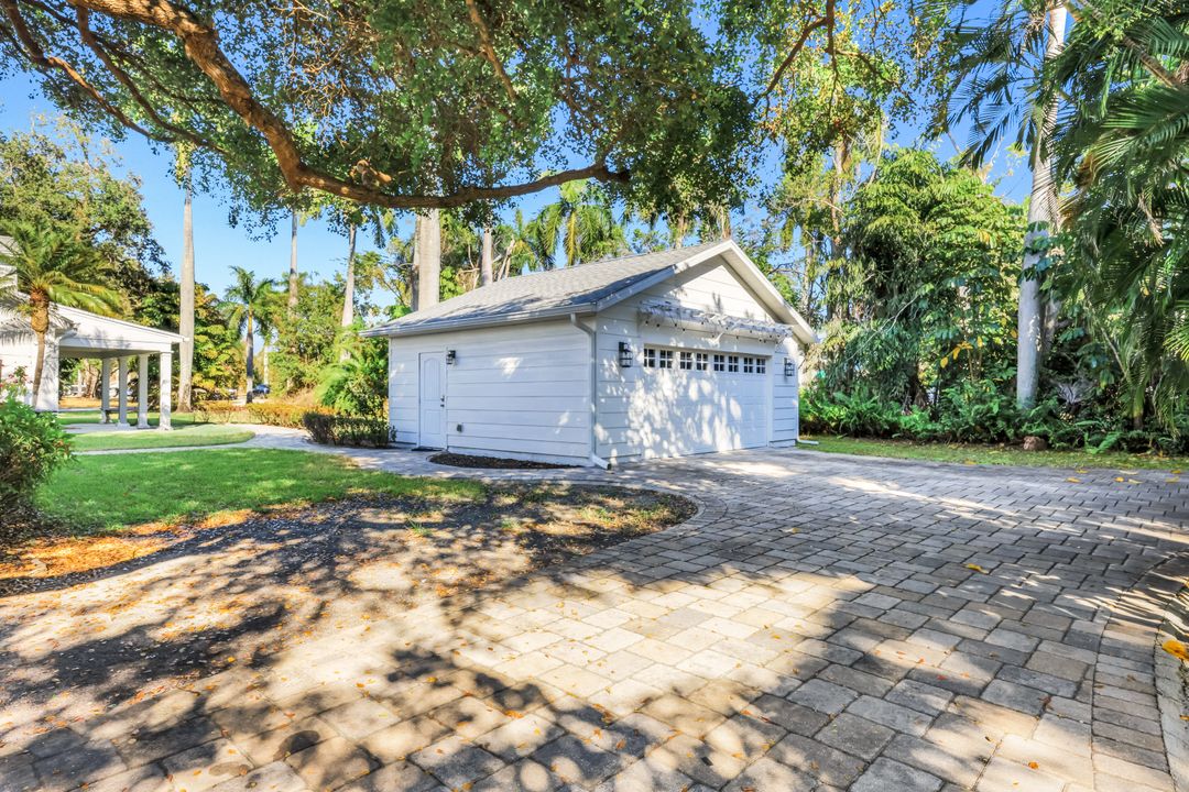 1321 Donna Dr, Fort Myers, FL 33919