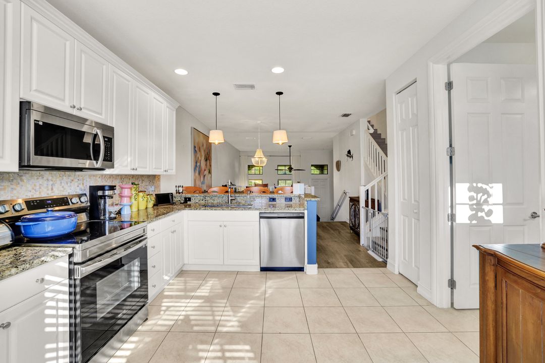 9115 Capistrano St S  #8207, Naples, FL 34113