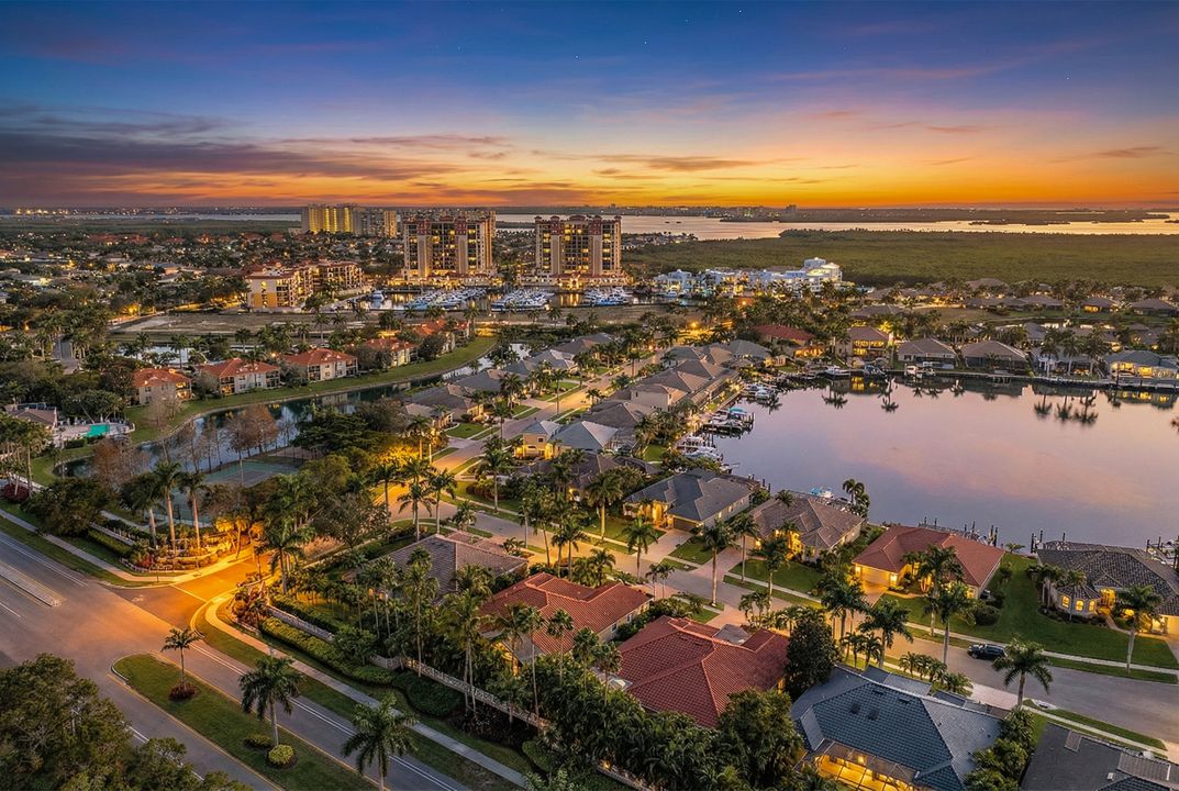 1817 Lagoon Ln, Cape Coral, FL 33914