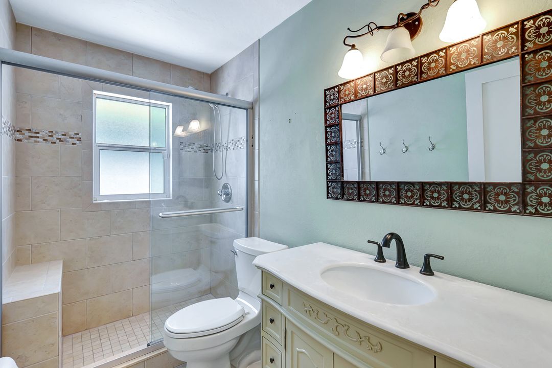 5012 SW 8th Pl, Cape Coral, FL 33914