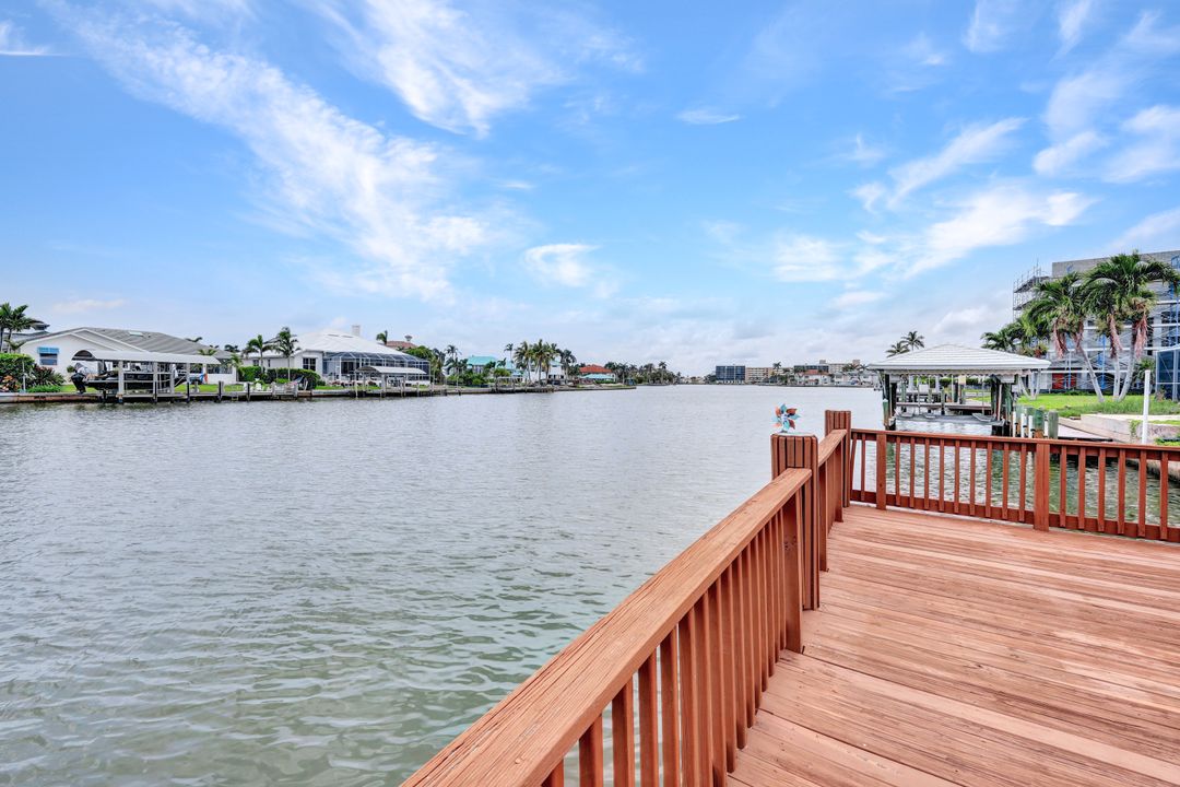 396 Conners Ave, Naples, FL 34108