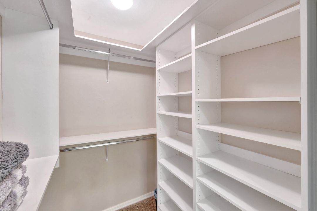 2395 Bayou Ln #01, Naples, FL 34112