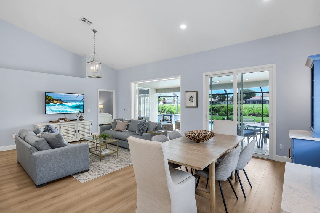 25061 Bay Cedar Dr, Bonita Springs, FL 34134