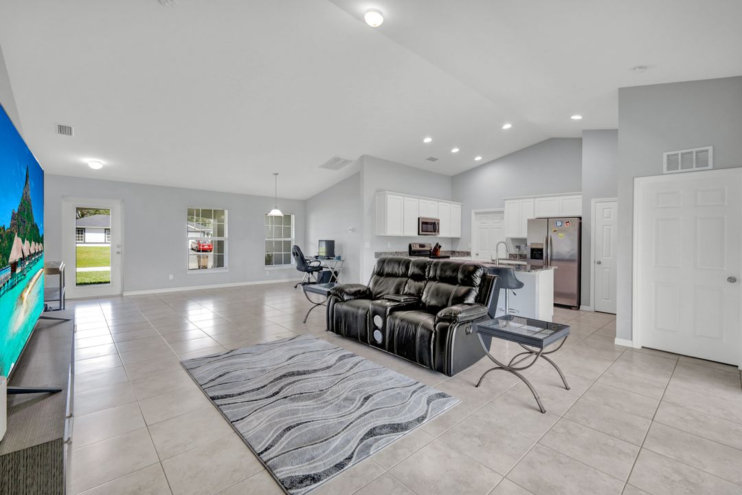 216 NW 9th Terrace, Cape Coral, FL 33993