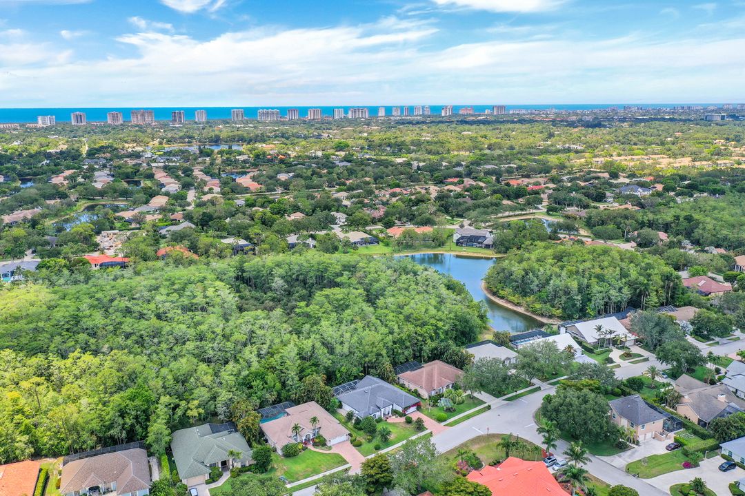 6689 Mill Run Rd, Naples, FL 34109