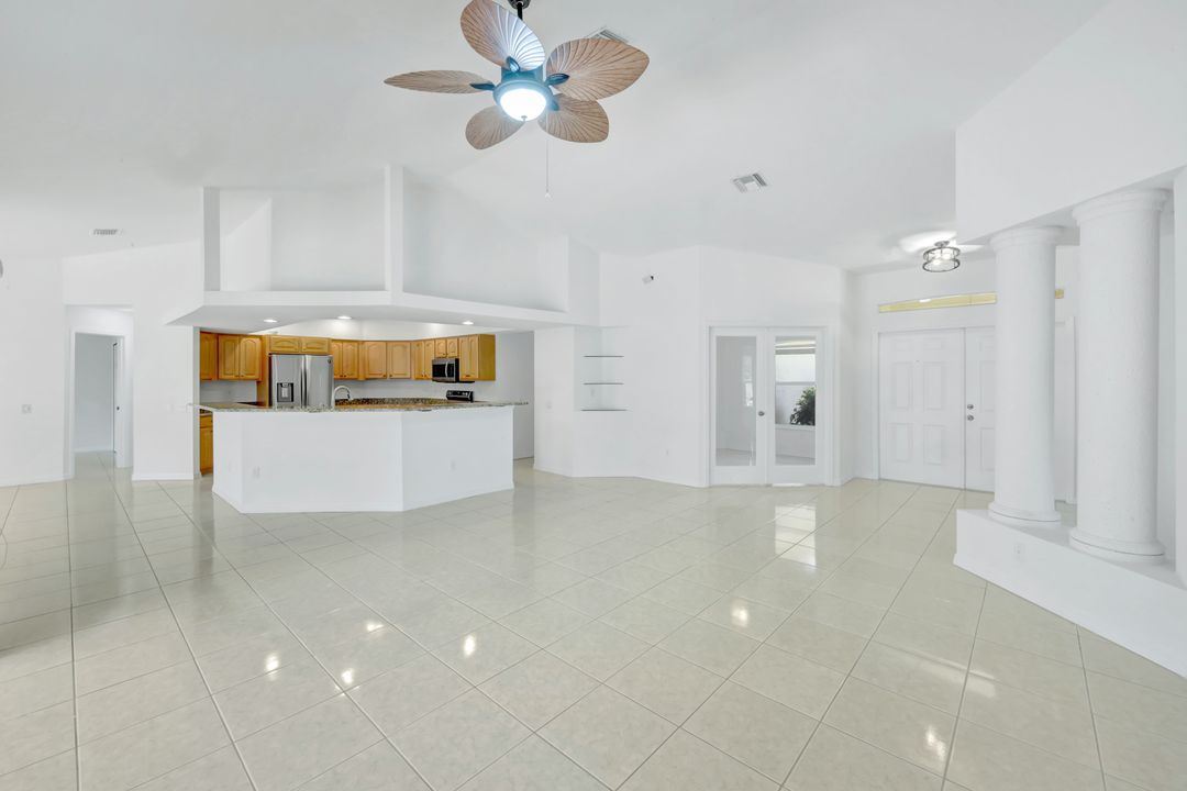 4327 SW 19th Ave, Cape Coral, FL 33914