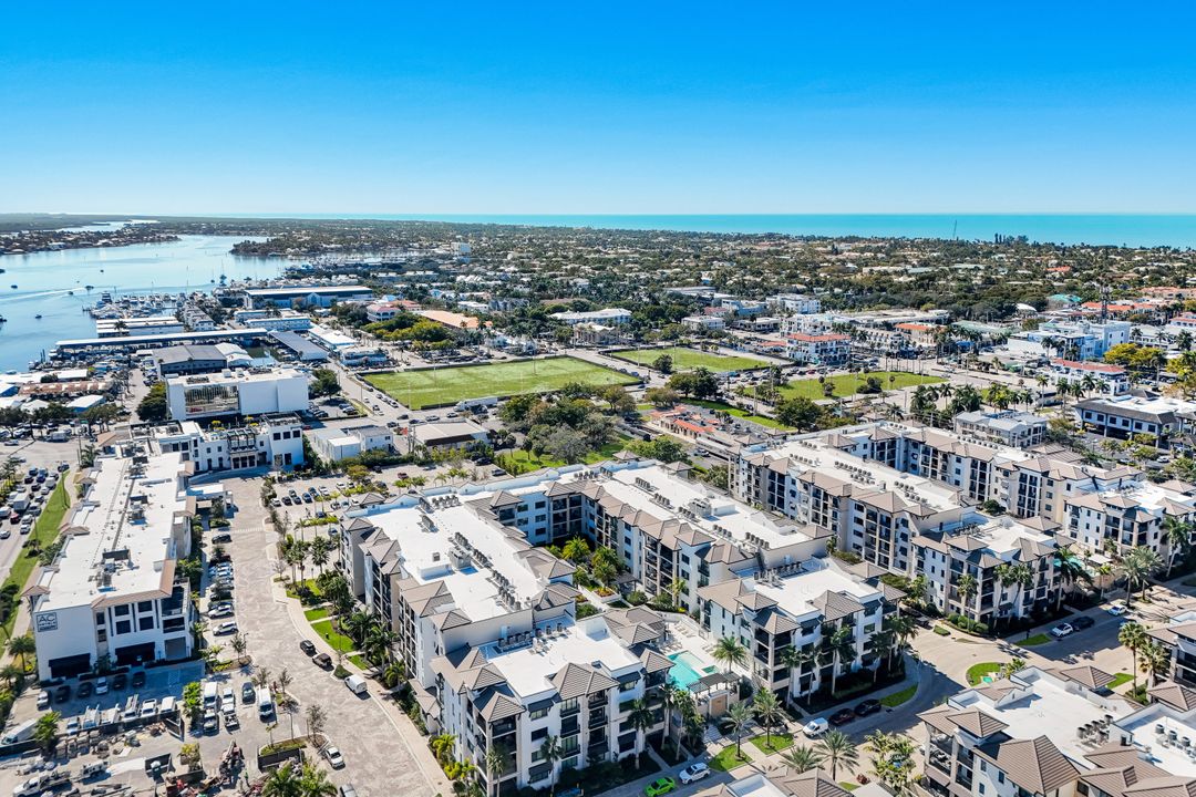 1030 3rd Ave S #216, Naples, FL 34102