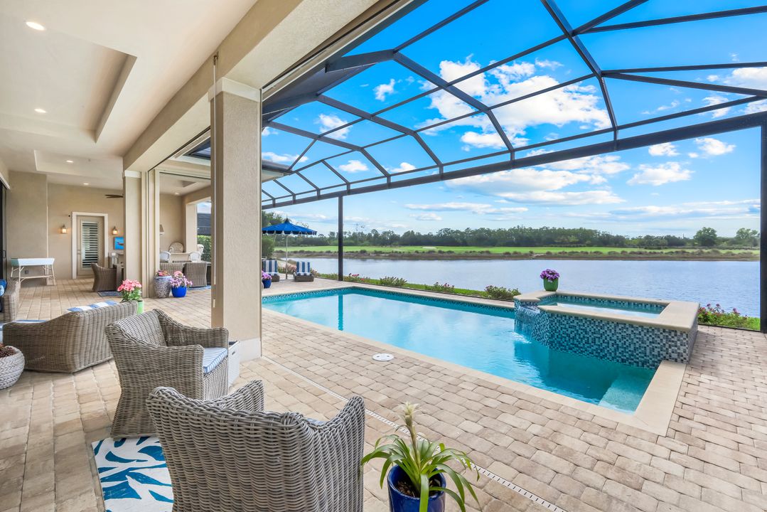 9010 Arrezo Ct, Naples, FL 34119