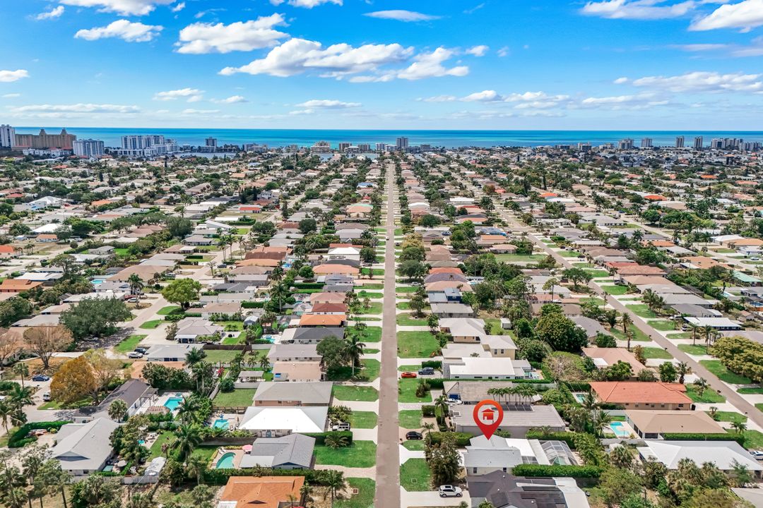 779 98th Ave N, Naples, FL 34108