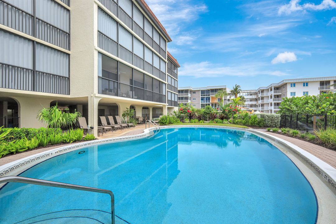 2297 W Gulf Dr #4A, Sanibel, FL 33957