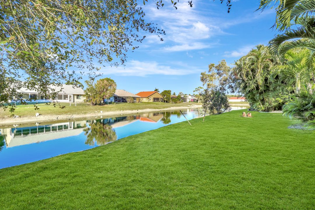 11631 Red Hibiscus Dr, Bonita Springs, FL 34135