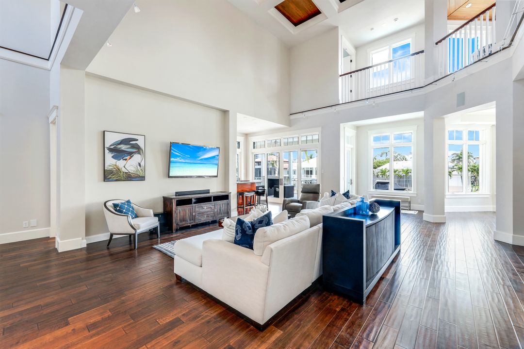 169 Conners Ave, Naples, FL 34108