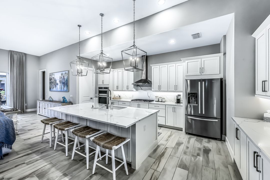 3178 Cotuit Ln, Naples, FL 34114