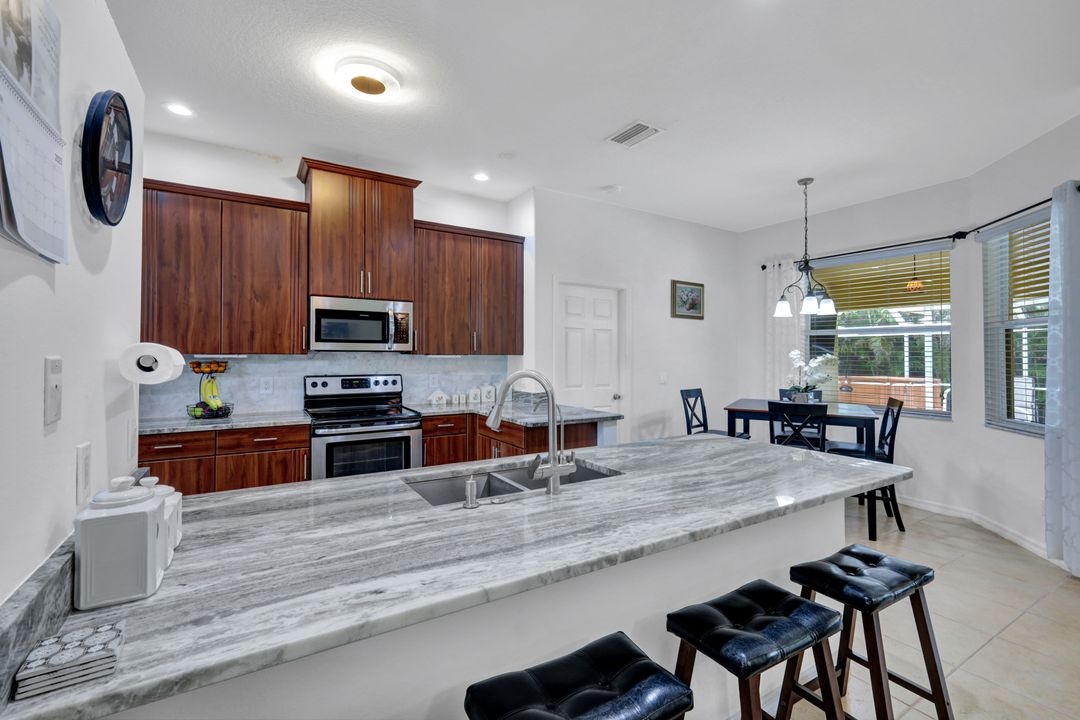 2223 NW 25th Terrace, Cape Coral, FL 33993