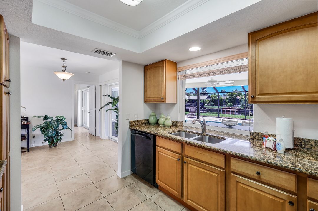 1444 Willshire Ct, Cape Coral, FL 33904