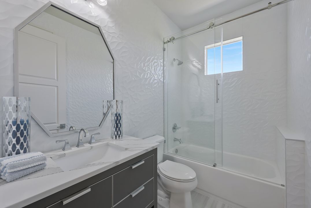 3816 SE 21st Pl, Cape Coral, FL 33904