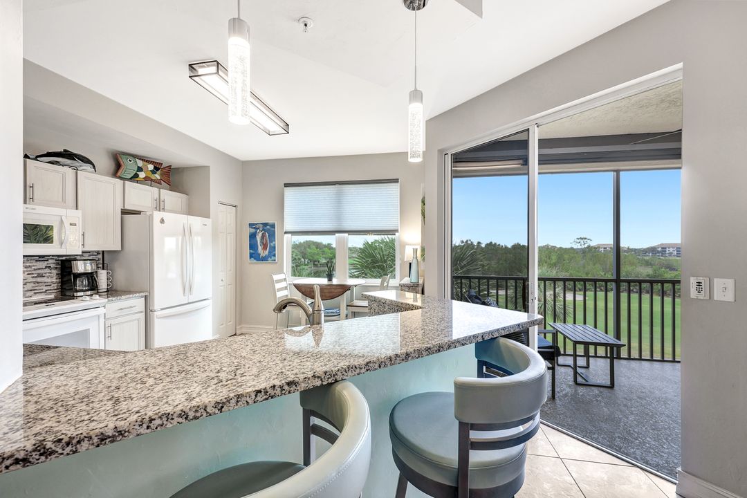 20800 Hammock Greens Ln #305, Estero, FL 33928
