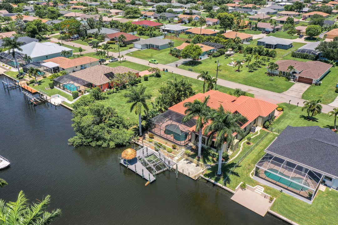 3412 SW 1st Pl, Cape Coral, FL 33914