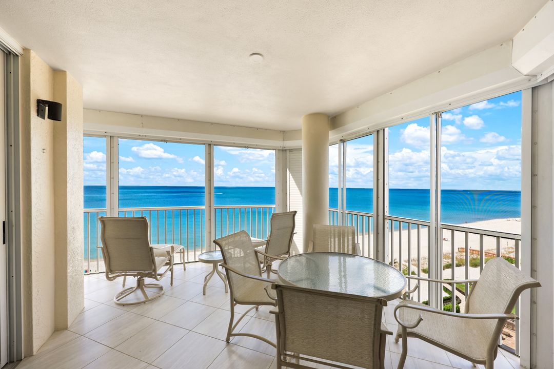 9577 Gulf Shore Dr #704, Naples, FL 34108