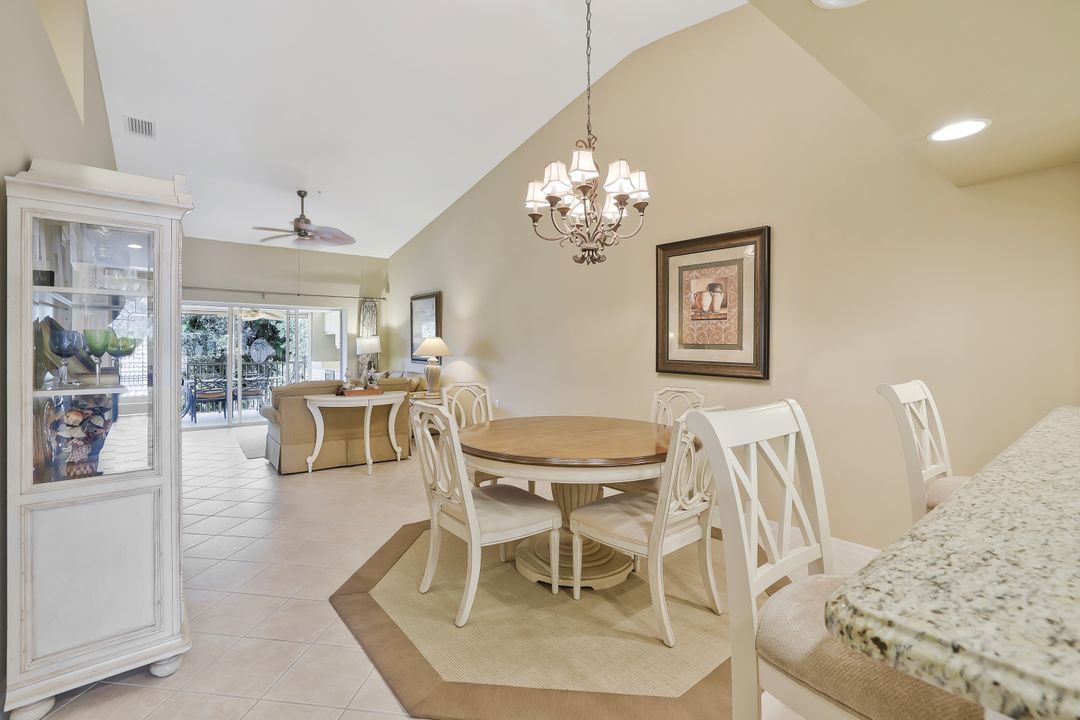 2360 Hidden Lake Ct #10, Naples, FL 34112