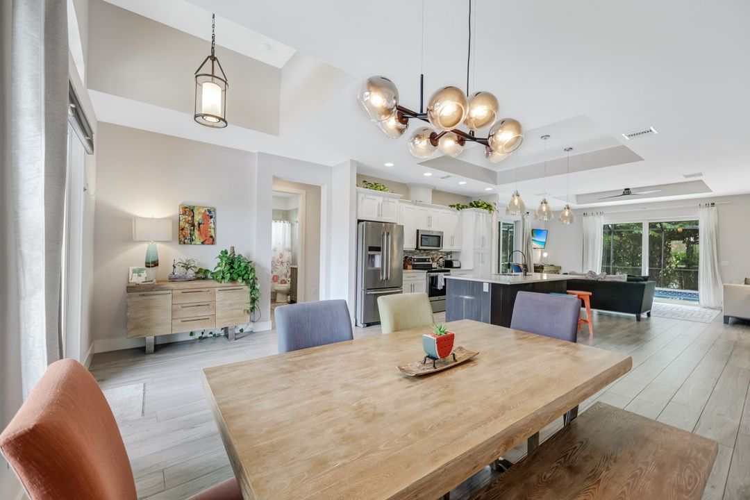 109 W Hilo St, Naples, FL 34113