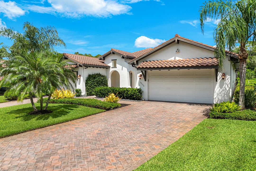 10194 Belcrest Blvd, Fort Myers, FL 33913