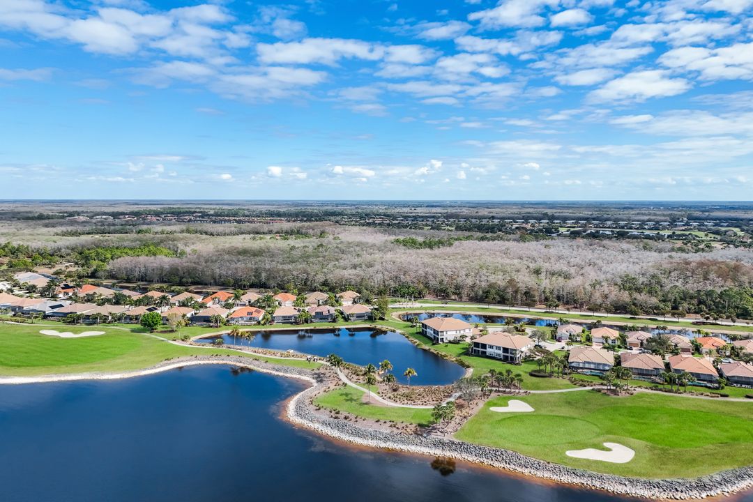 9060 Siesta Bay Dr #101, Naples, FL 34120