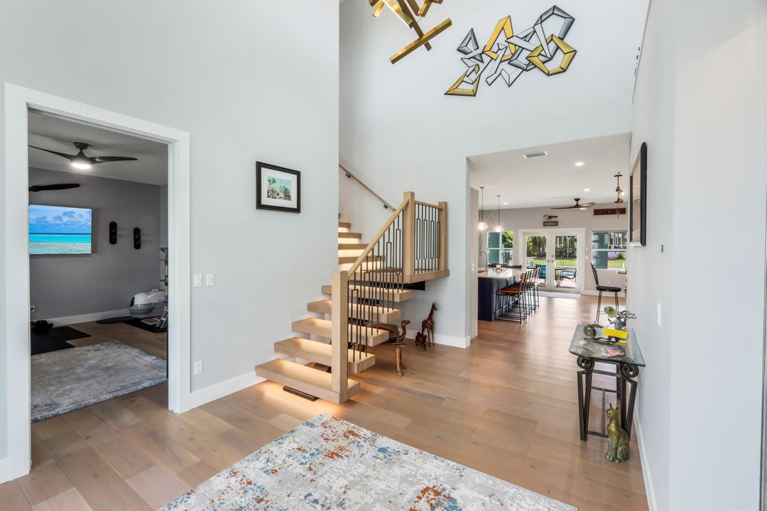 27088 Del Ln, Bonita Springs, FL 34135