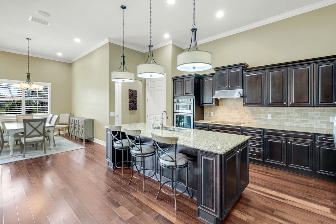 9180 Ores Cir, Naples, FL 34120