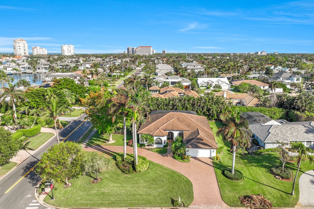 503 Turtle Hatch Ln, Naples, FL 34103
