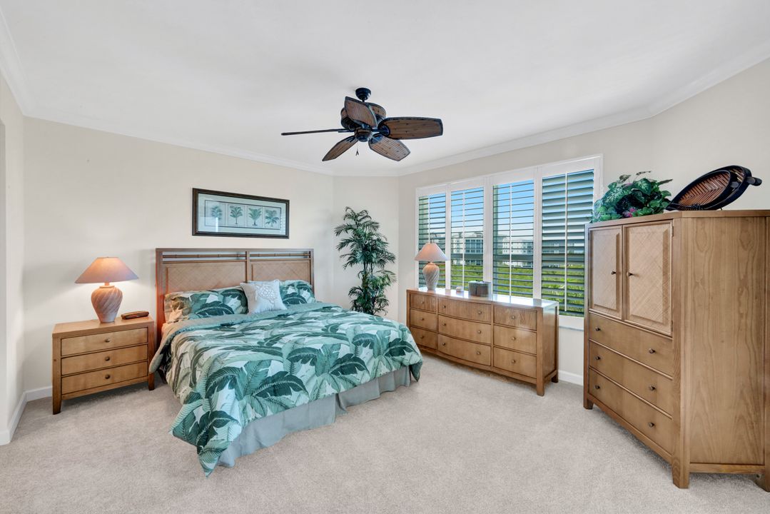 315 Dunes Blvd #404, Naples, FL 34110