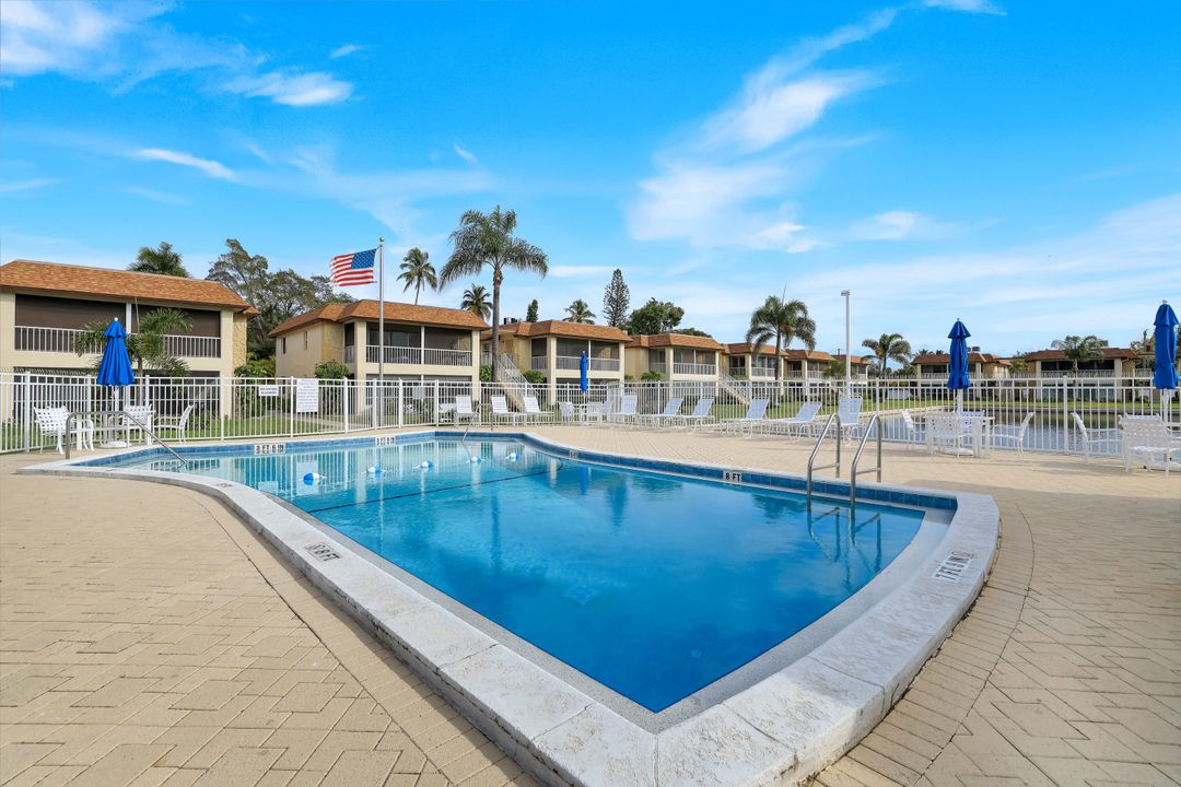 1155 Sandpiper St #D8, Naples, FL 34102