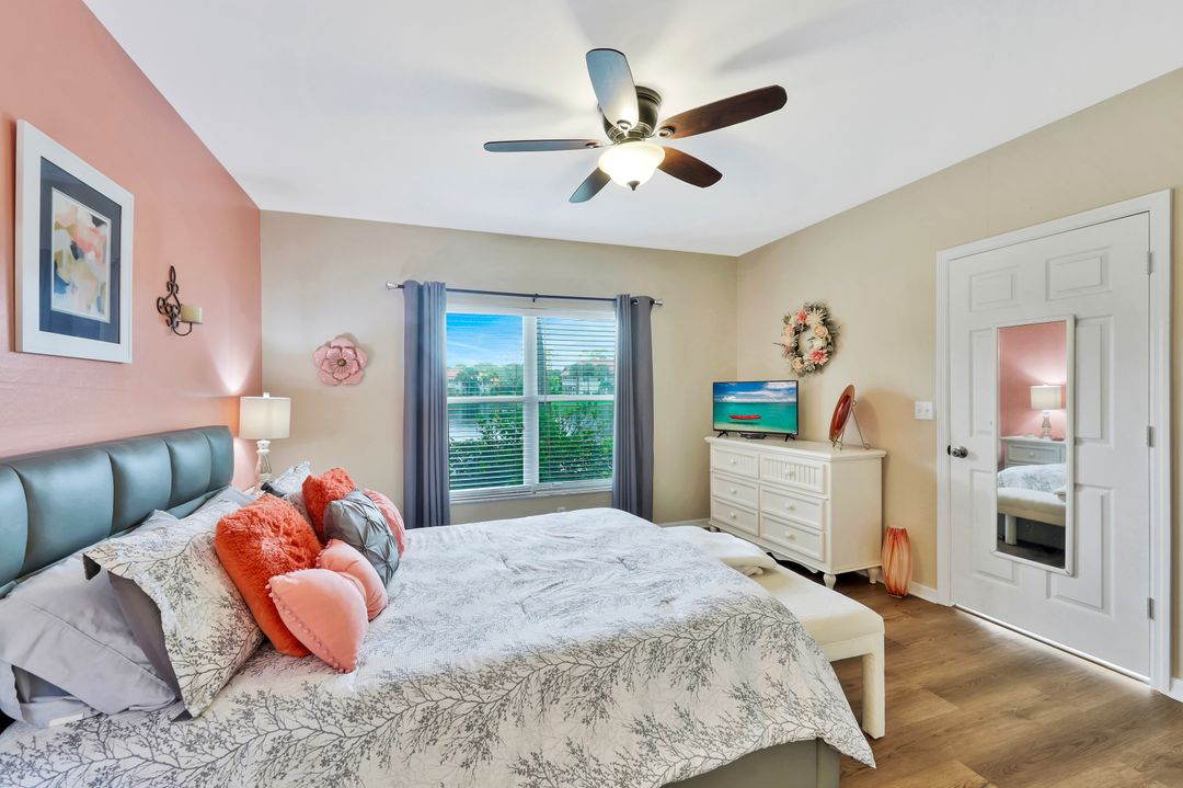 5025 Cedar Springs Dr #102, Naples, FL 34110