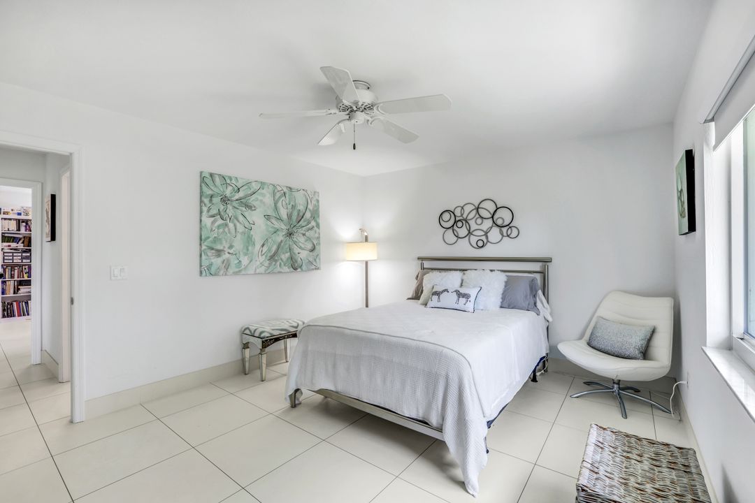 584 Nassau Rd, Marco Island, FL 34145