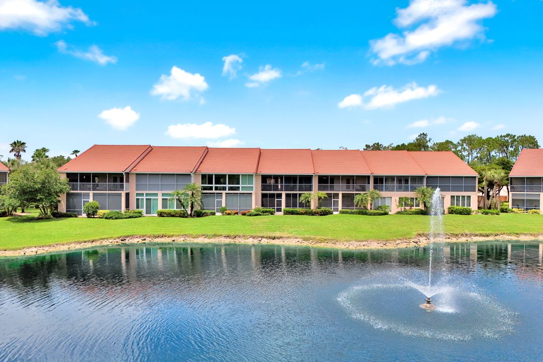 1940 Cascades Dr #8, Naples, FL 34112
