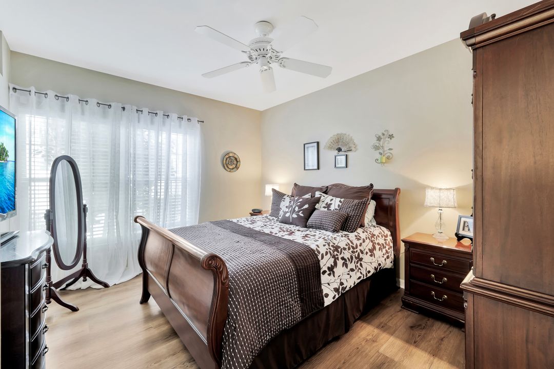 5025 Cedar Springs Dr #102, Naples, FL 34110