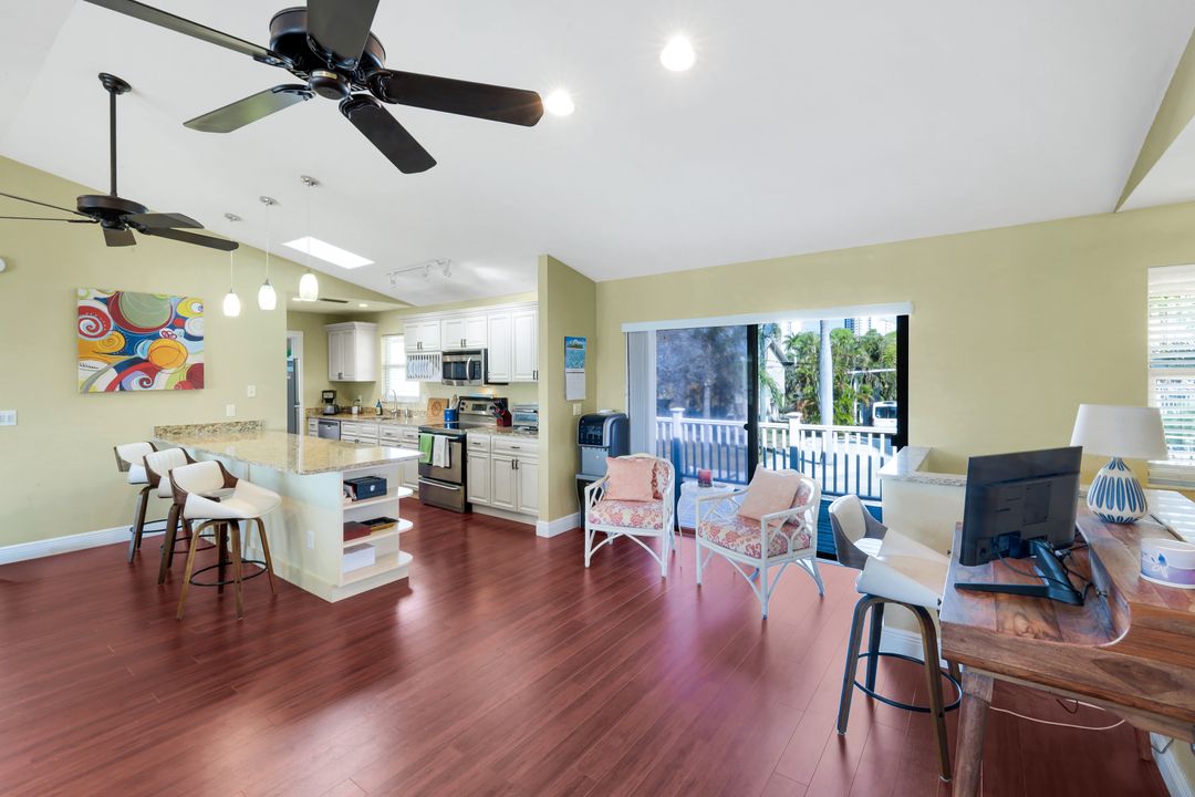 4741 Pembrooke Ln, Bonita Springs, FL 34134